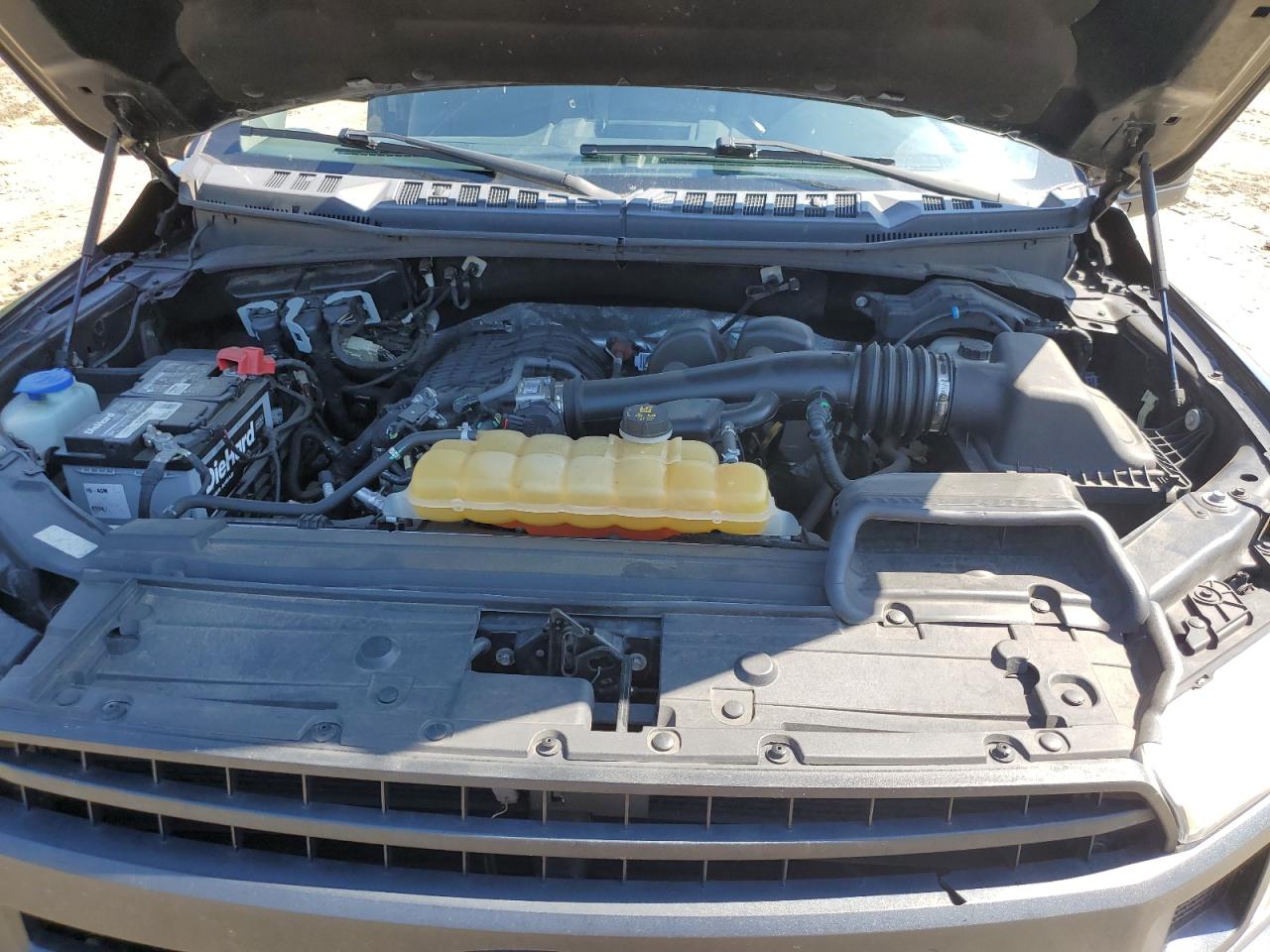 2018 Ford F150 Supercrew VIN: 1FTEW1EB5JKC75986 Lot: 81345675