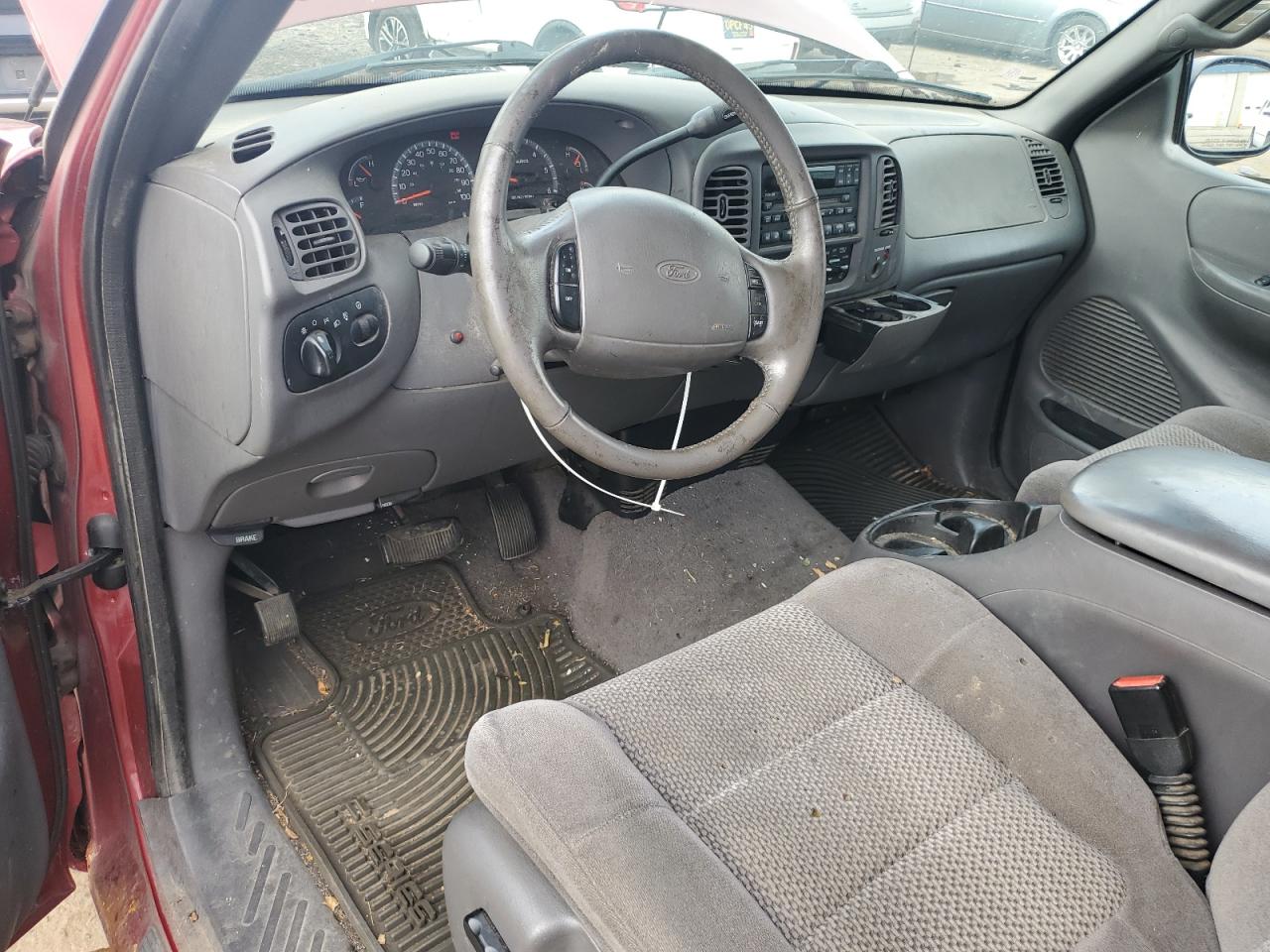 2002 Ford F150 VIN: 2FTRX18L42CA16429 Lot: 81794865