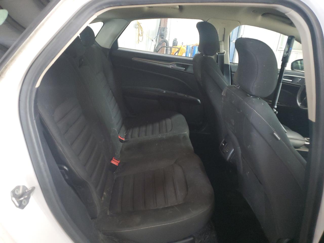 2019 Ford Fusion Se VIN: 3FA6P0LU3KR117035 Lot: 84630485