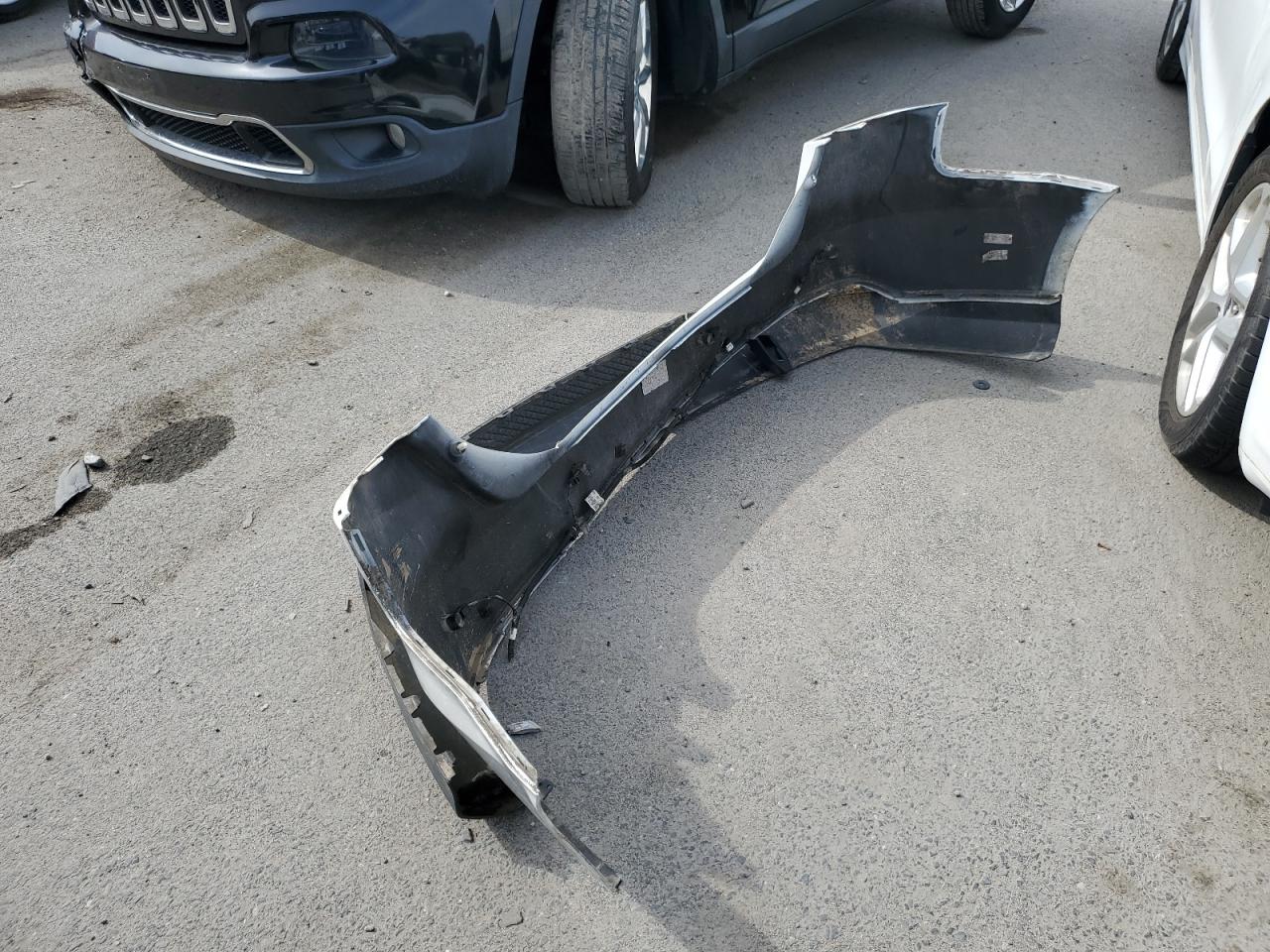 2015 Ford Focus Se VIN: 1FADP3F24FL281692 Lot: 84395185