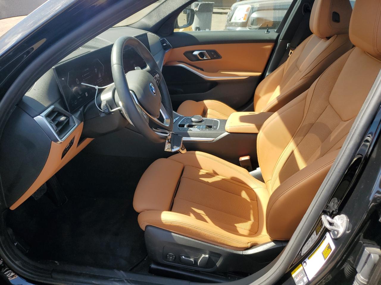 2024 BMW 330Xe VIN: 3MW39FS06R8E38525 Lot: 80242085