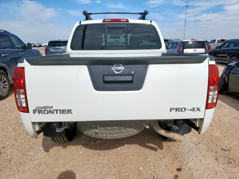  NISSAN FRONTIER 2019 Biały