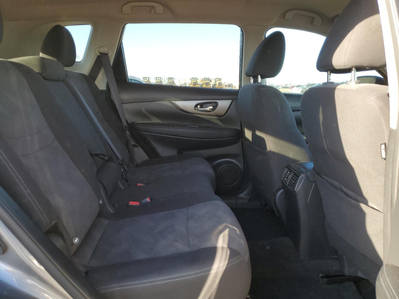 2016 Nissan Rogue S VIN: KNMAT2MT7GP723650 Lot: 81279025