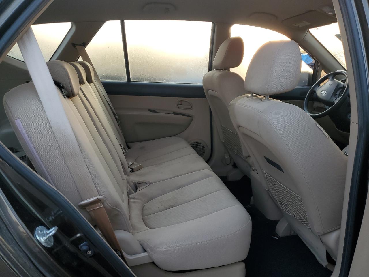 2009 Kia Rondo Base VIN: KNAFG528597221388 Lot: 71977985