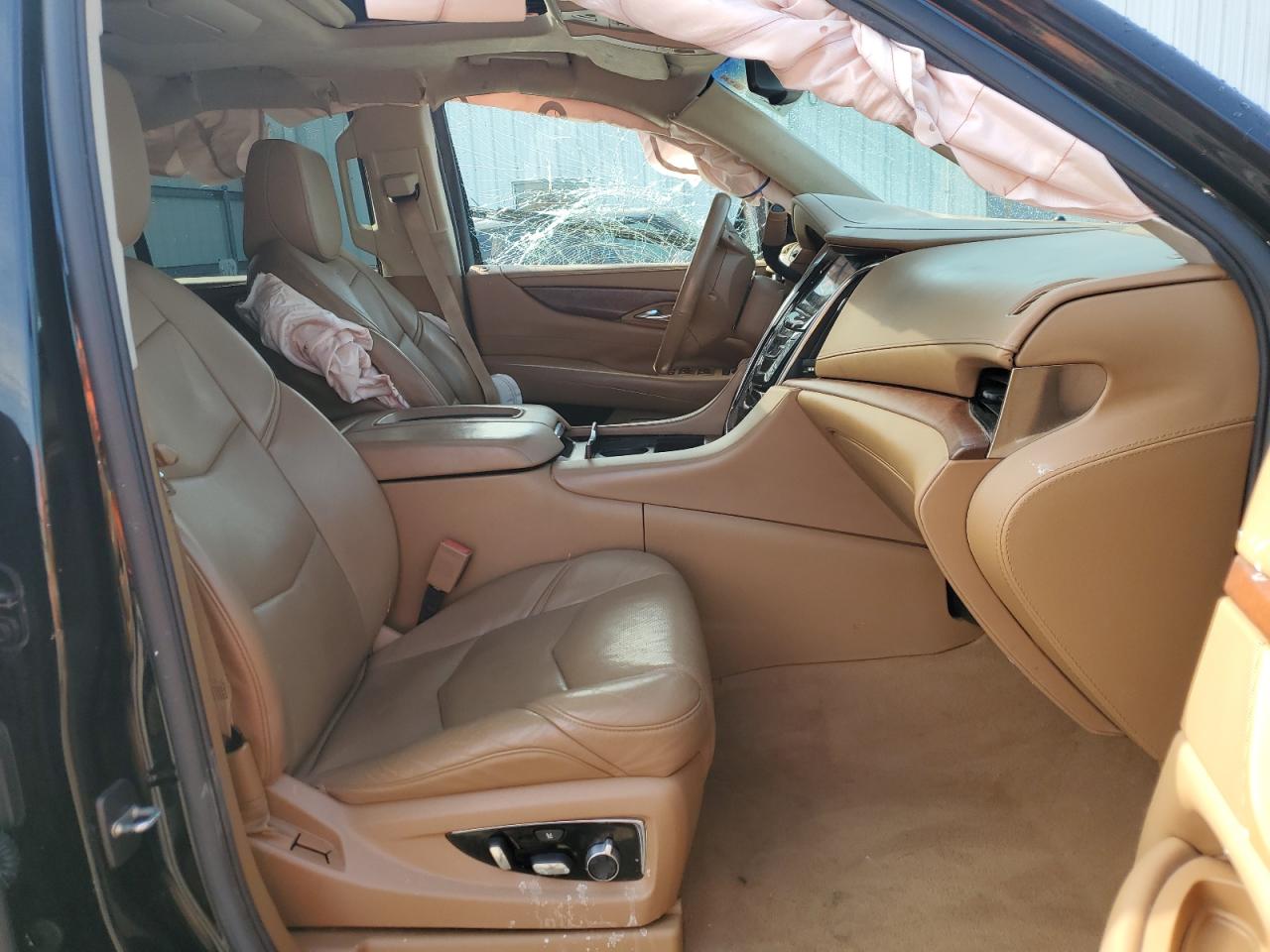 2016 Cadillac Escalade Platinum VIN: 1GYS4DKJ7GR396552 Lot: 80467095