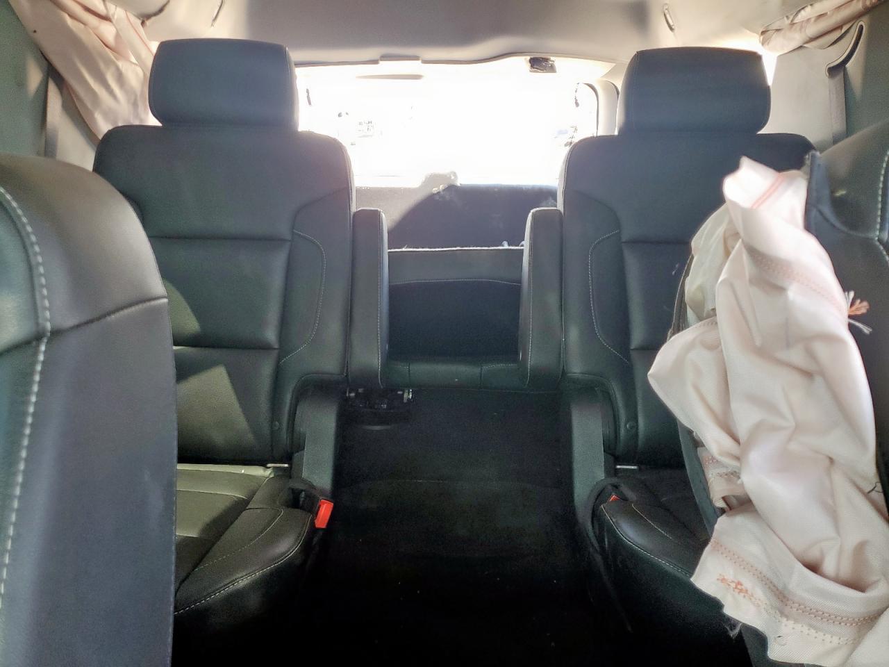 2018 Chevrolet Tahoe C1500 Lt VIN: 1GNSCBKC0JR352440 Lot: 80700185