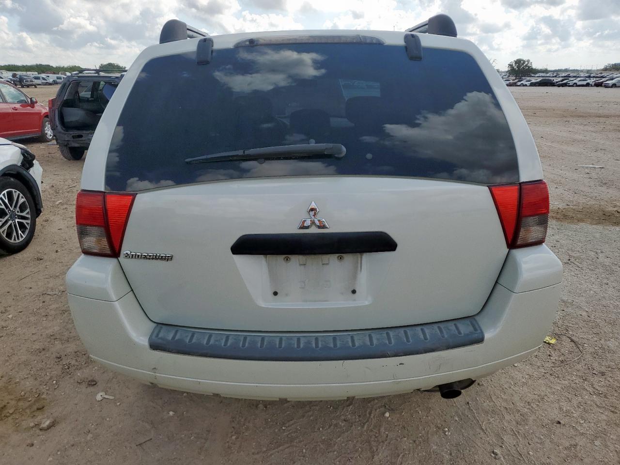 2007 Mitsubishi Endeavor Ls VIN: 4A4MM21S87E070000 Lot: 80704155