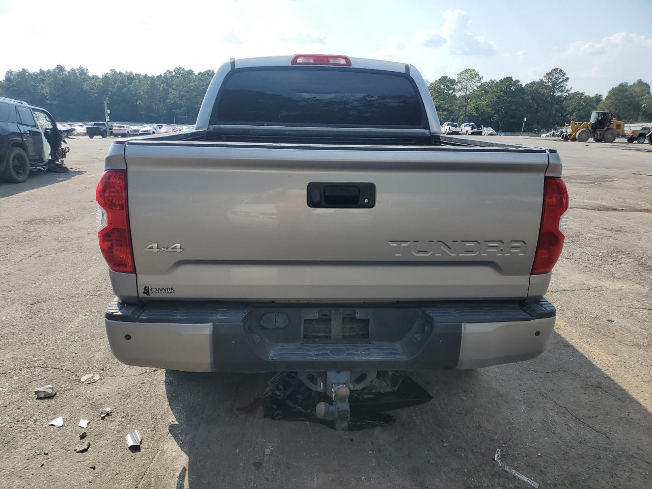 2016 Toyota Tundra Crewmax Limited VIN: 5TFHW5F15GX559429 Lot: 81072305