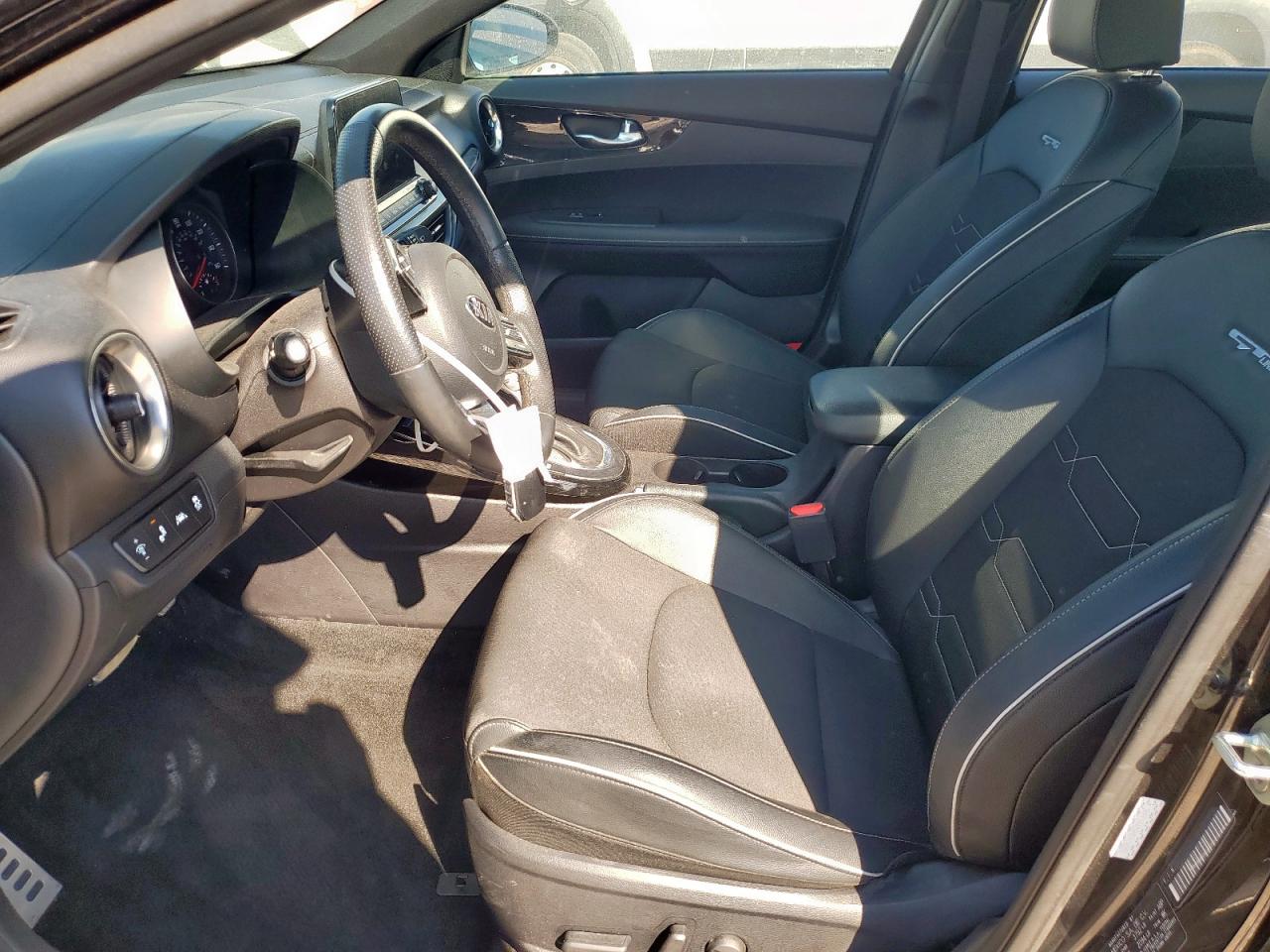 2021 Kia Forte Gt Line VIN: 3KPF34AD8ME418880 Lot: 81786335