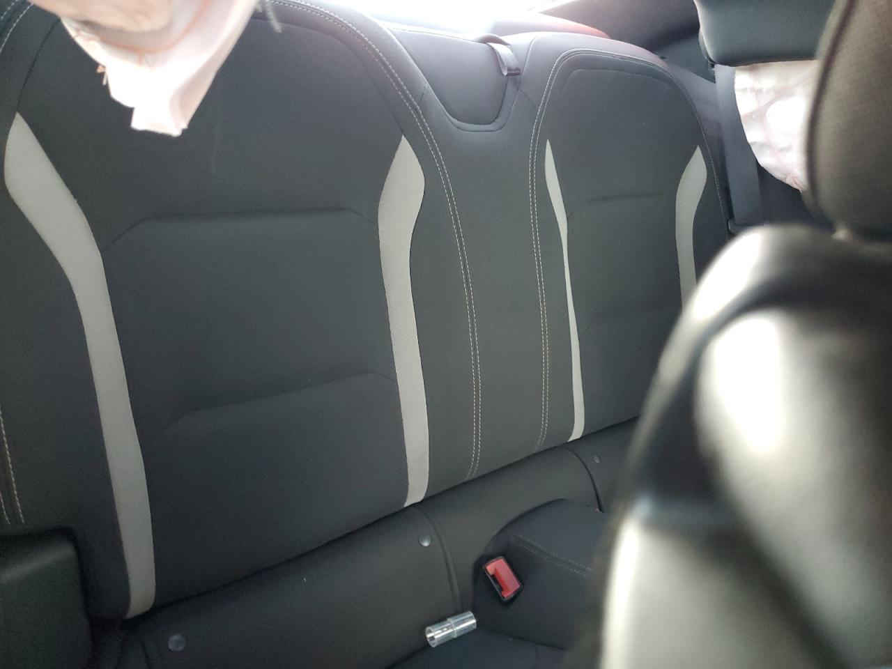 2018 Chevrolet Camaro Lt VIN: 1G1FB1RS7J0142676 Lot: 81326965