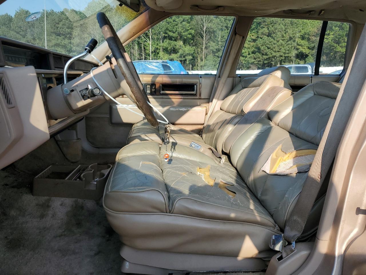 1988 Cadillac Deville VIN: 1G6CD5158J4337280 Lot: 81065025