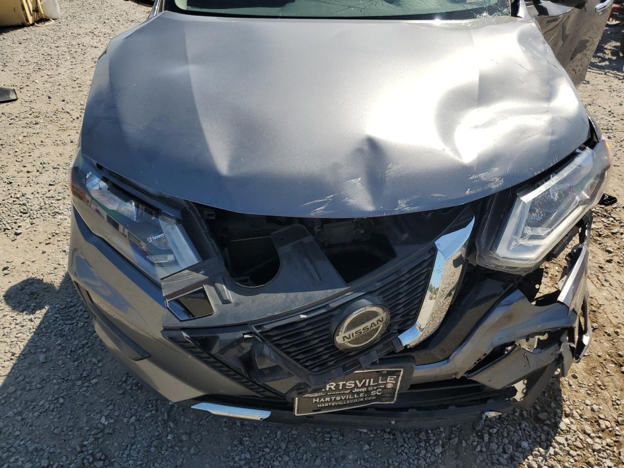2020 Nissan Rogue S VIN: JN8AT2MT6LW013983 Lot: 81786605