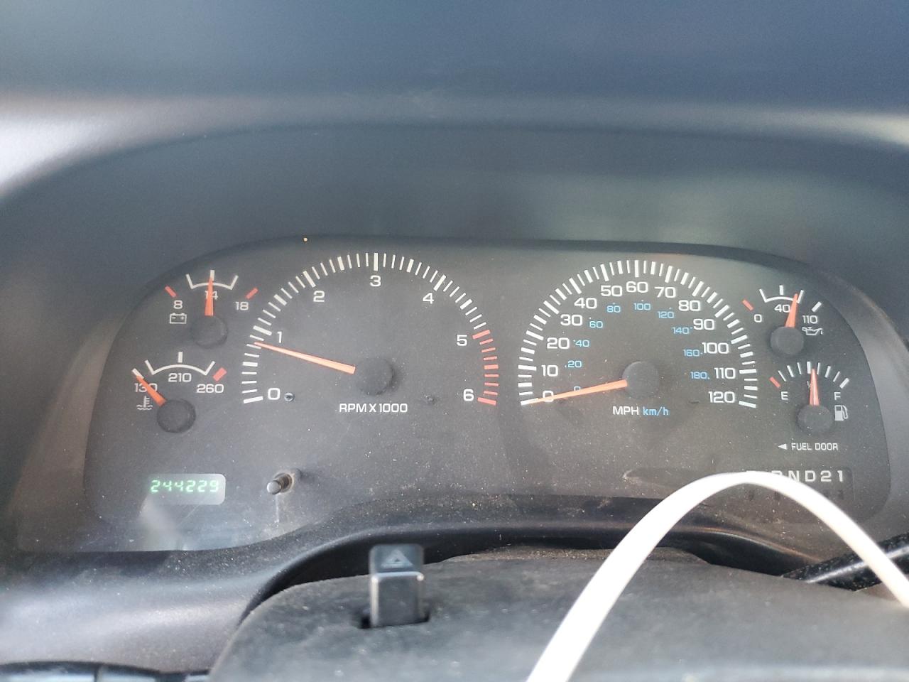 2000 Dodge Ram 1500 VIN: 1B7HF13Z8YJ147268 Lot: 84050655