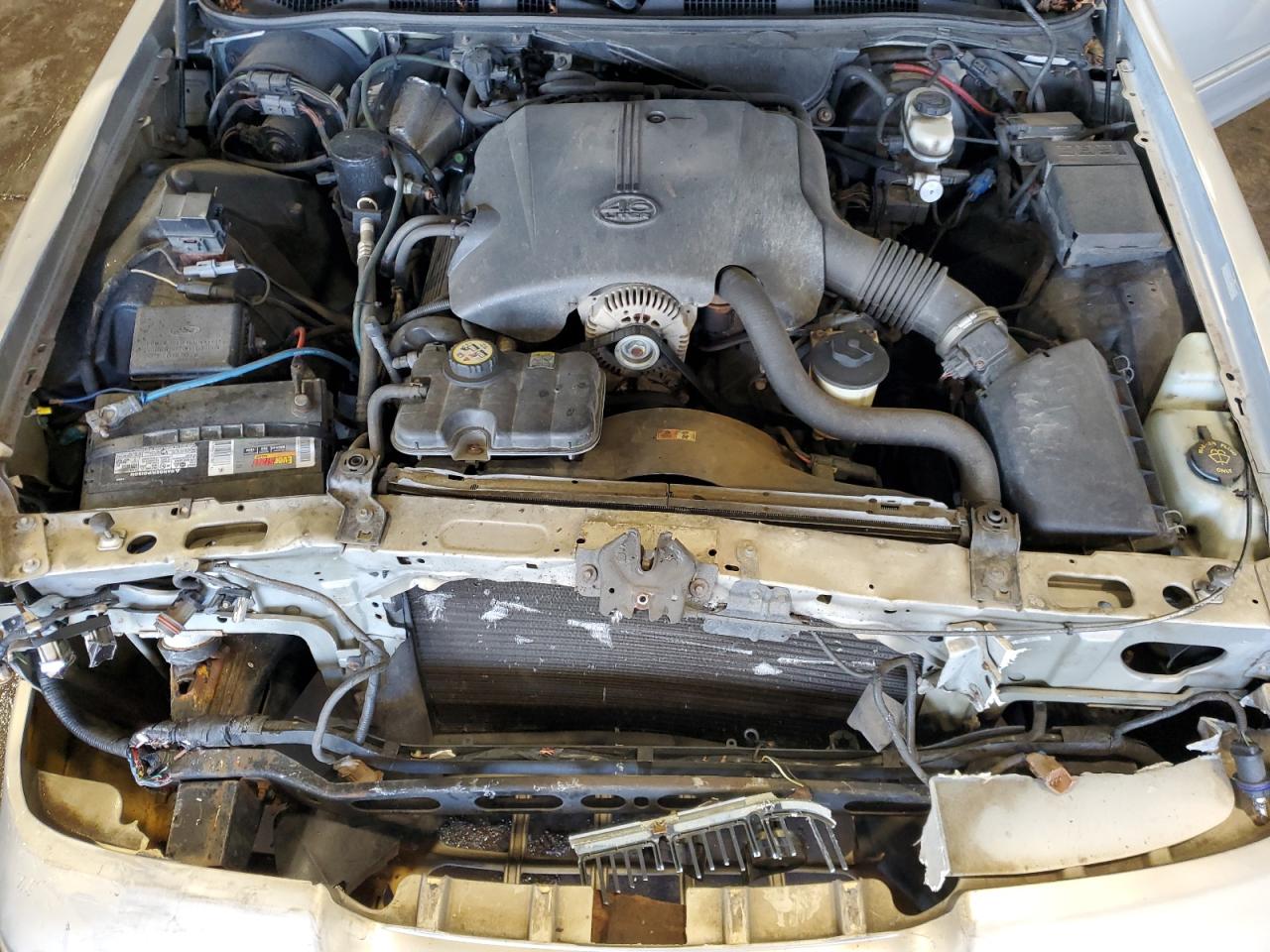 2001 Mercury Grand Marquis Gs VIN: 2MEFM74W41X693226 Lot: 84202545