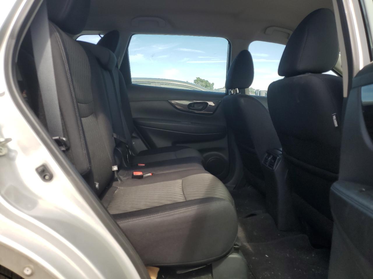 2019 Nissan Rogue S VIN: 5N1AT2MV5KC813926 Lot: 80274745