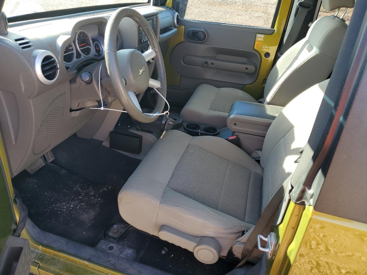 2008 Jeep Wrangler Sahara VIN: 1J4FA54148L567839 Lot: 80106325
