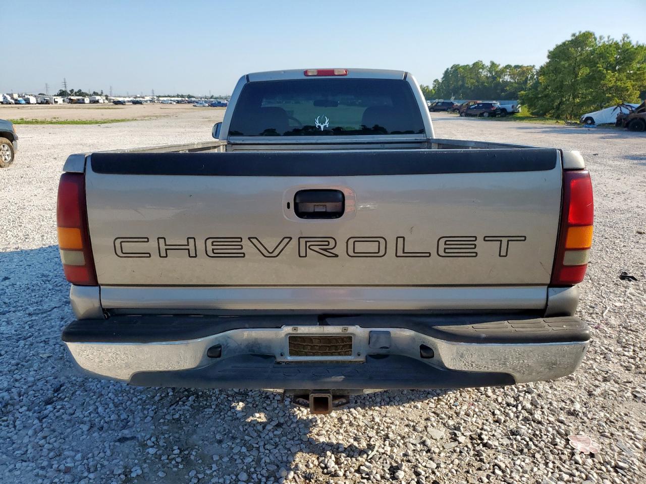 2001 Chevrolet Silverado C1500 VIN: 1GCEC14W81Z145298 Lot: 71551945