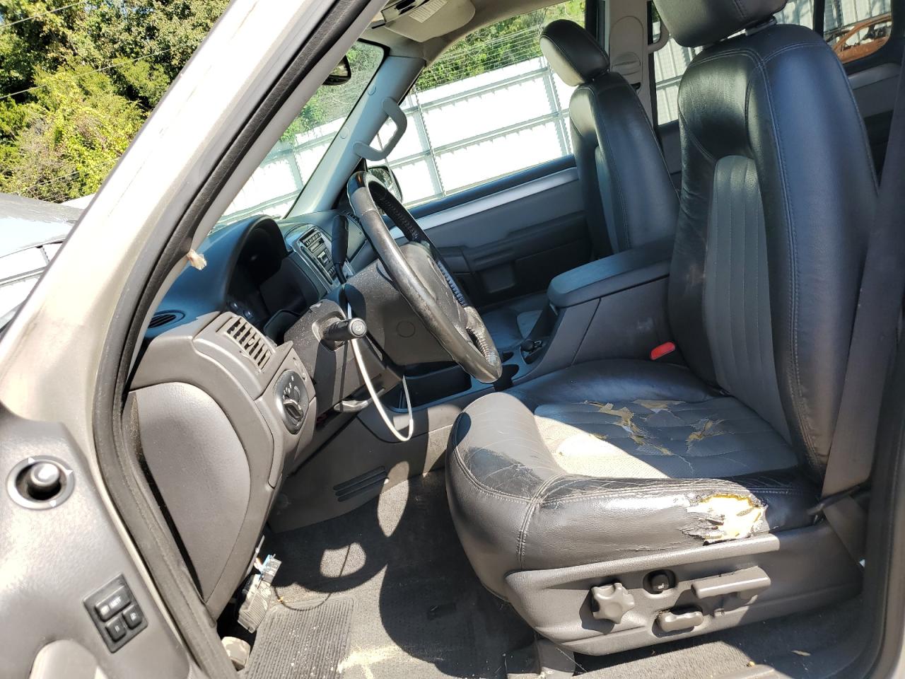 2004 Mercury Mountaineer VIN: 4M2DU86W84ZJ37957 Lot: 80941125