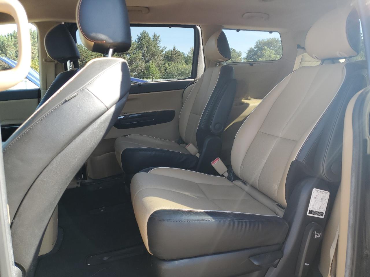 2016 Kia Sedona Ex VIN: KNDMC5C19G6159049 Lot: 84616735