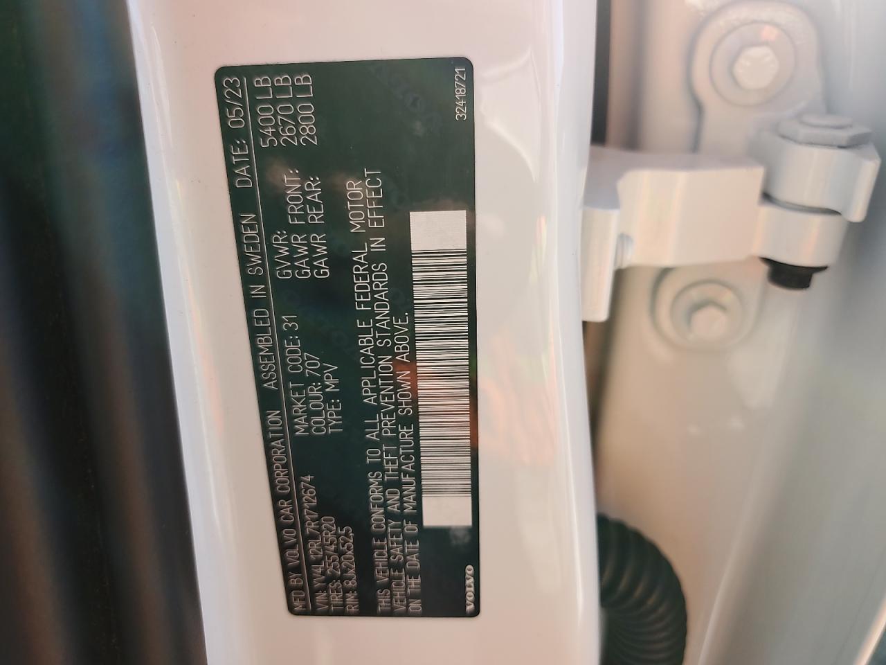 2024 Volvo Xc60 Plus VIN: YV4L12RL7R1712674 Lot: 81129535