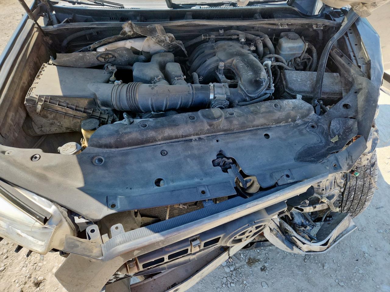 2011 Toyota 4Runner Sr5 VIN: JTEZU5JR1B5017574 Lot: 80616775