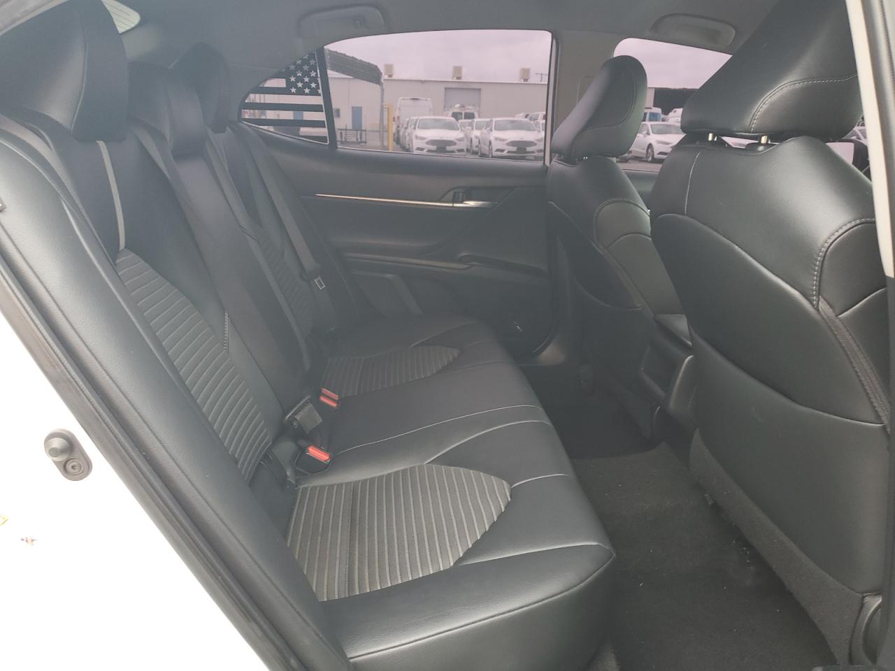 2019 Toyota Camry L VIN: 4T1B11HKXKU734010 Lot: 83762025