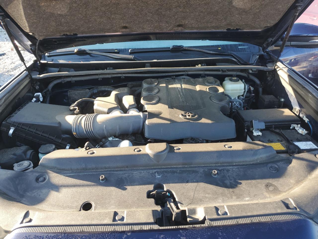 2020 Toyota 4Runner Sr5/Sr5 Premium VIN: JTEBU5JRXL5823688 Lot: 84185955