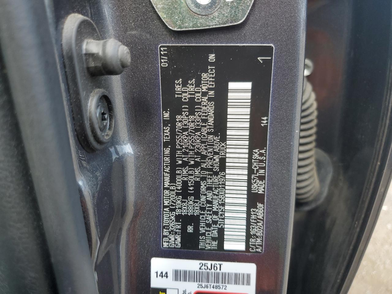 2011 Toyota Tundra Double Cab Sr5 VIN: 5TFCY5F15BX011976 Lot: 71923035