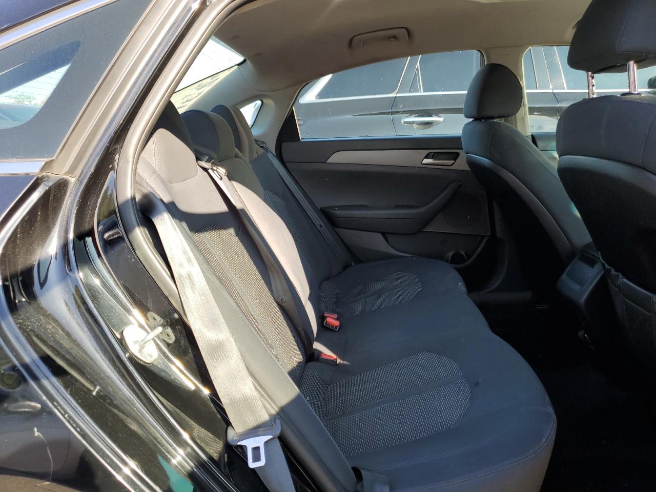 2018 Hyundai Sonata Se VIN: 5NPE24AF2JH724819 Lot: 70545335