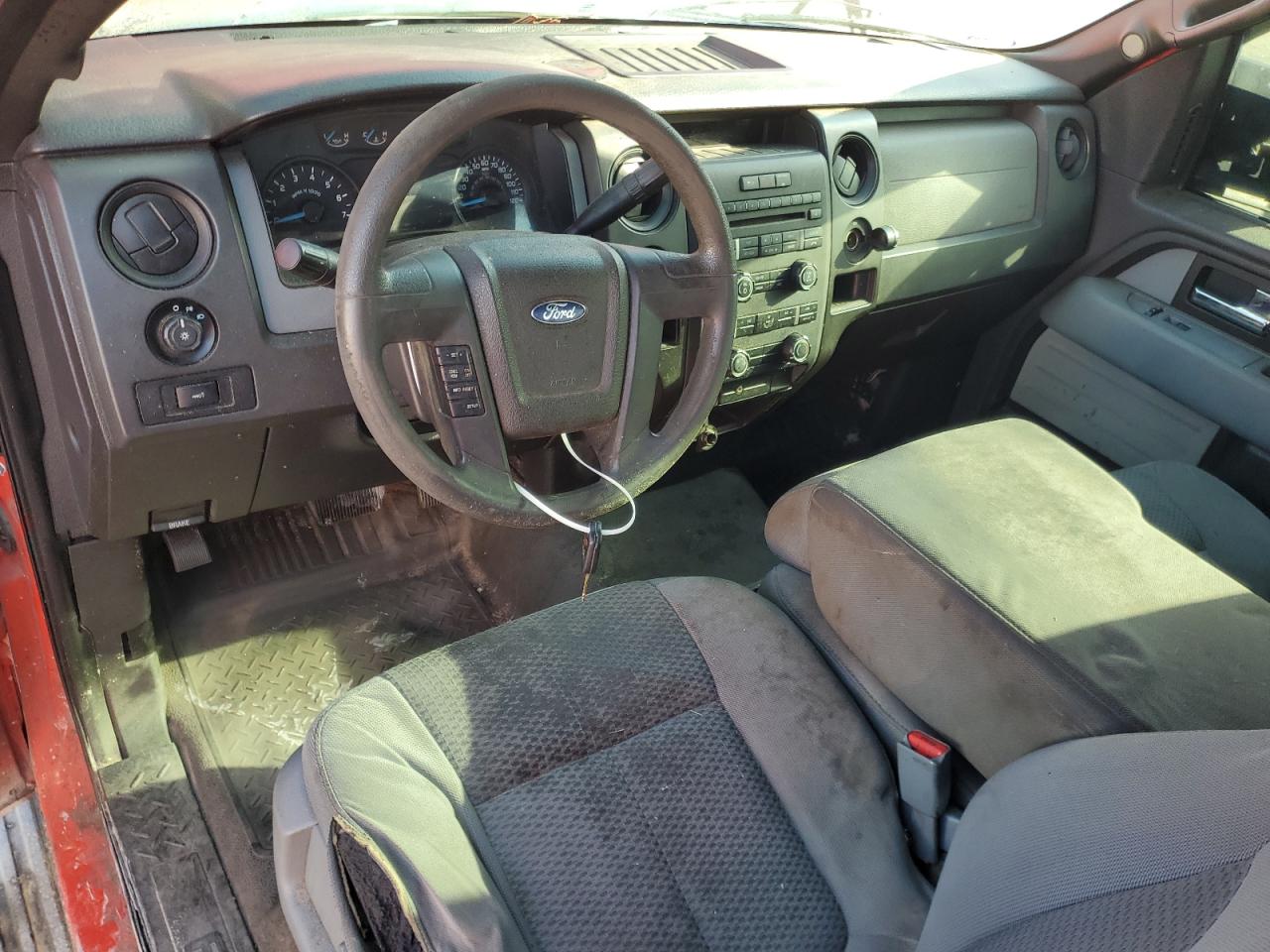 2014 Ford F150 VIN: 1FTMF1CM6EKD77643 Lot: 81022195