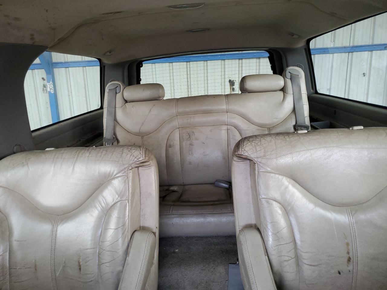 2002 GMC Yukon Xl K1500 VIN: 3GKFK16Z32G323042 Lot: 71802735