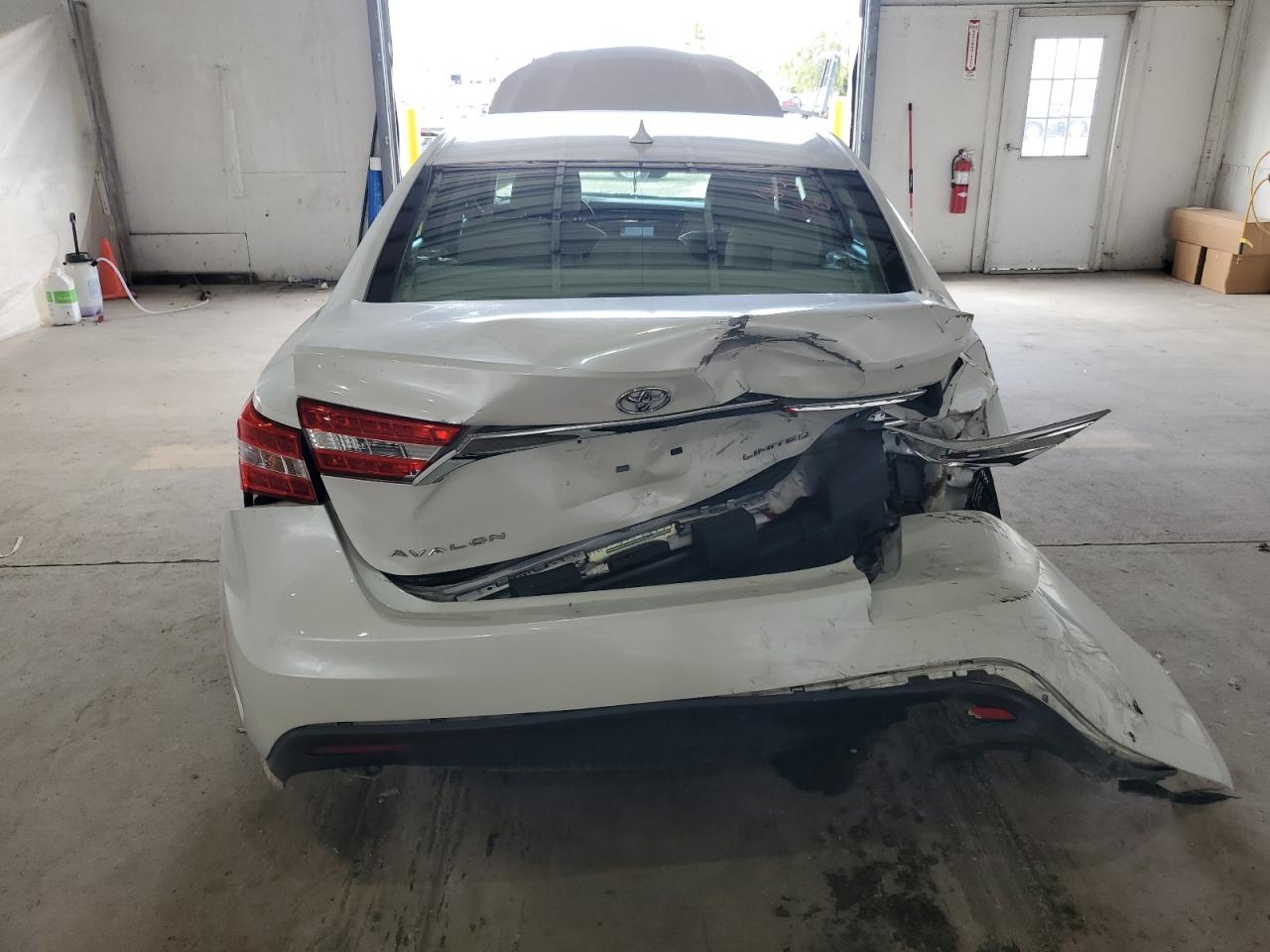 2014 Toyota Avalon Base VIN: 4T1BK1EB6EU081813 Lot: 83961155