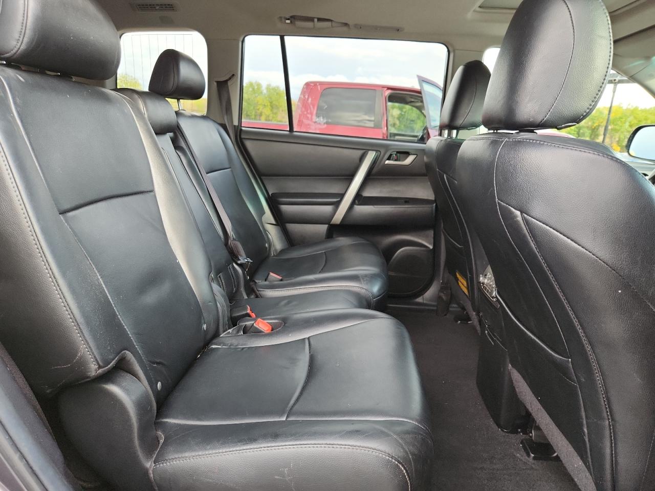 2013 Toyota Highlander Base VIN: 5TDBK3EH2DS210671 Lot: 84616715