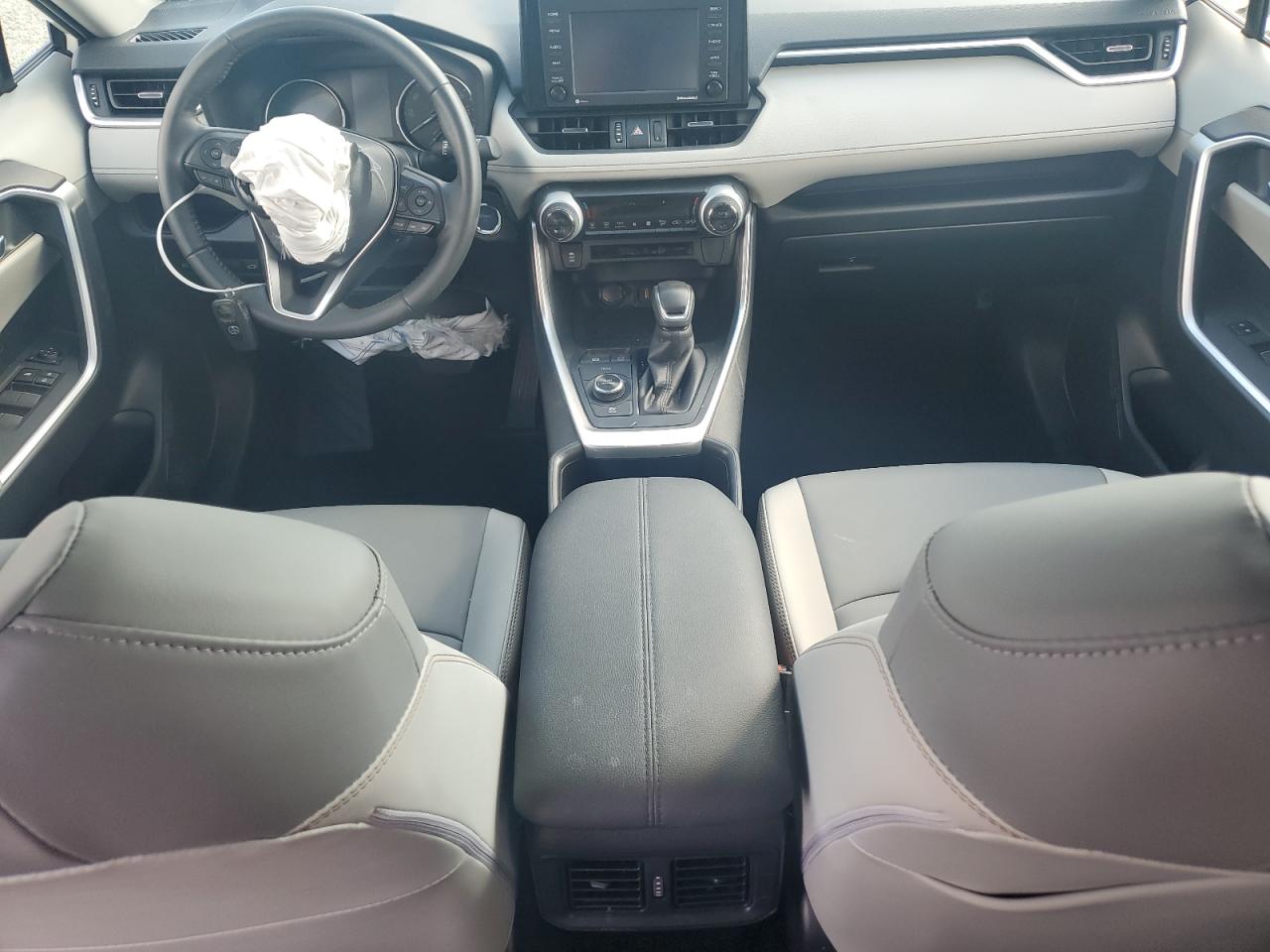 2022 Toyota Rav4 Xle Premium VIN: JTMB6RFV2ND076902 Lot: 81643325