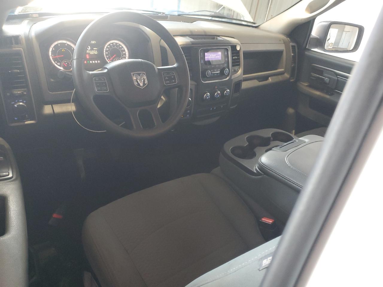 2019 Ram 1500 Classic Tradesman VIN: 3C6JR7DG6KG600005 Lot: 71953705