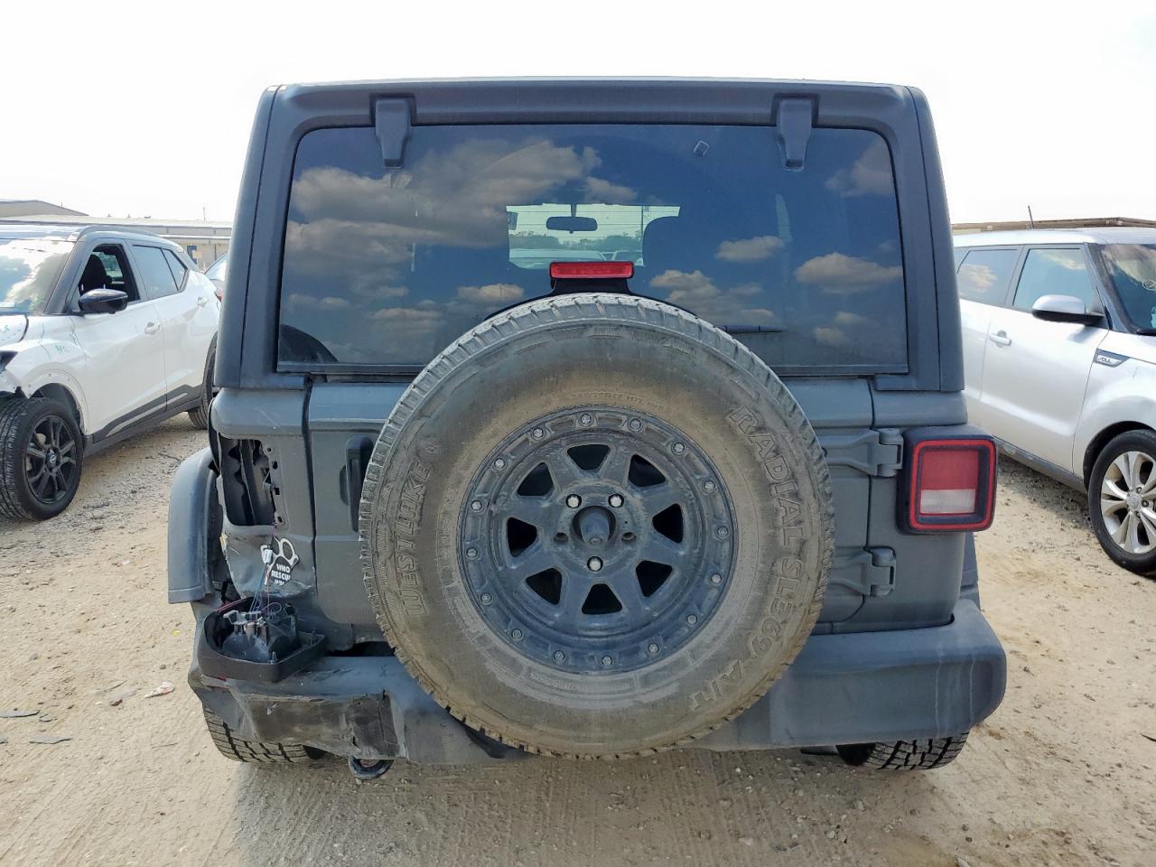 2021 Jeep Wrangler Unlimited Sport VIN: 1C4HJXDN0MW625807 Lot: 81457605