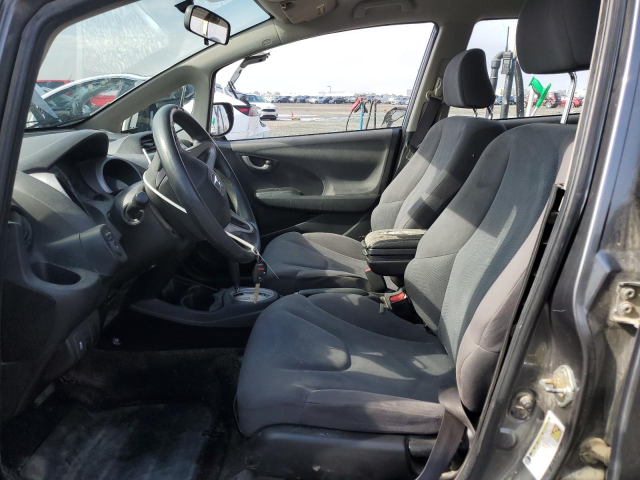 2013 Honda Fit VIN: JHMGE8H39DC075814 Lot: 81137215