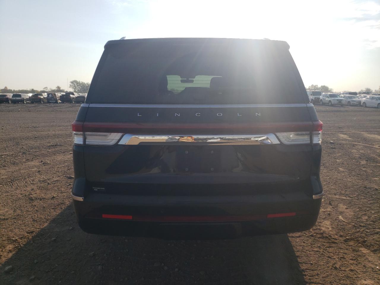 2022 Lincoln Navigator L VIN: 5LMJJ3NT2NEL13818 Lot: 81125835
