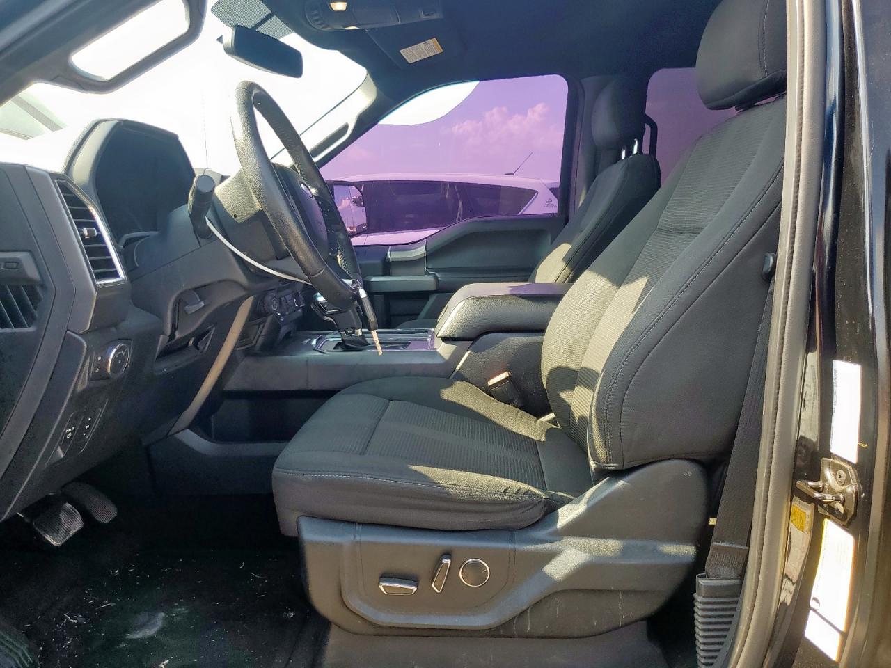 2016 Ford F150 Supercrew VIN: 1FTEW1CP9GKE21152 Lot: 80582945