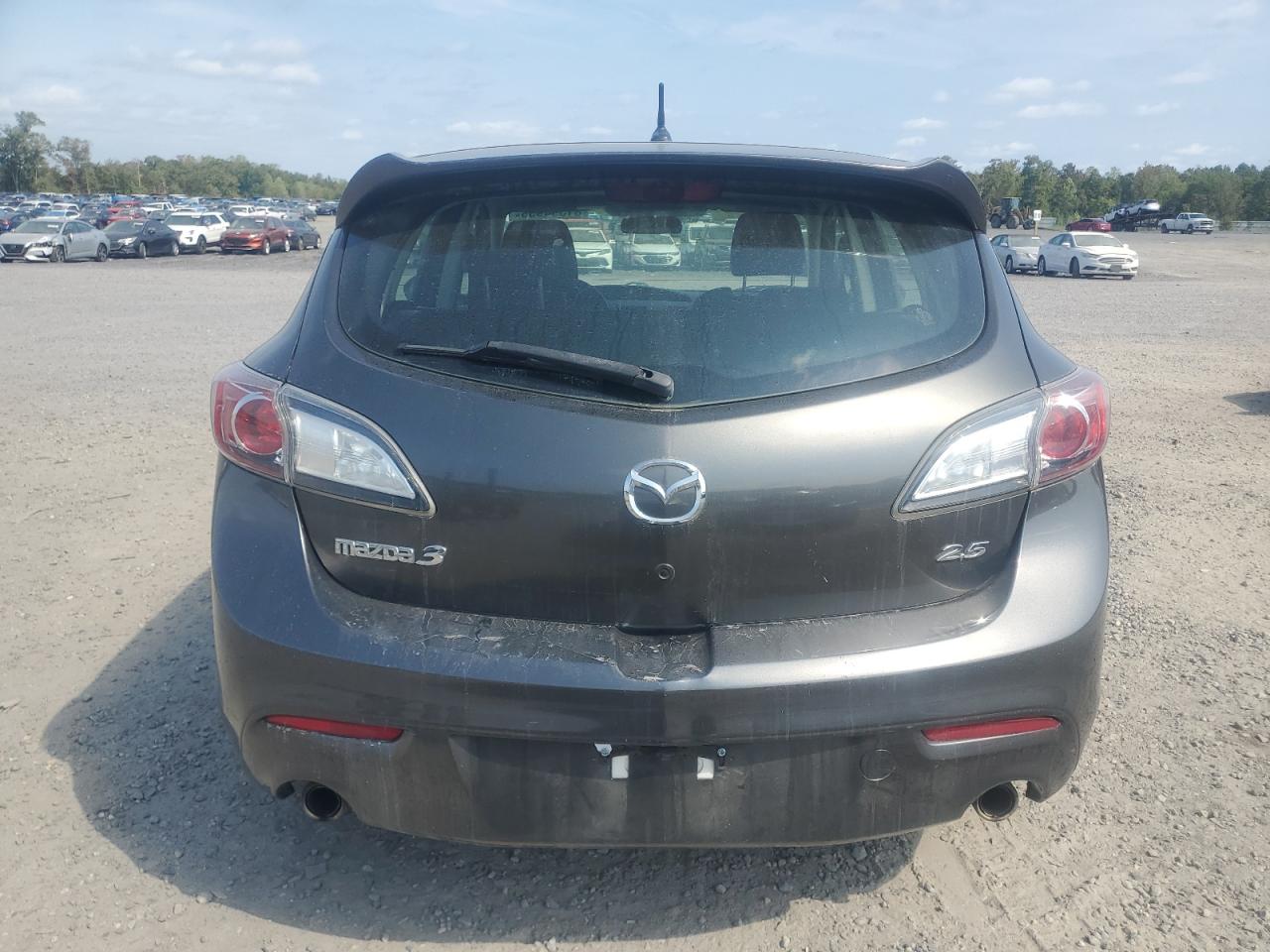 2010 Mazda 3 S VIN: JM1BL1H50A1322185 Lot: 81394955