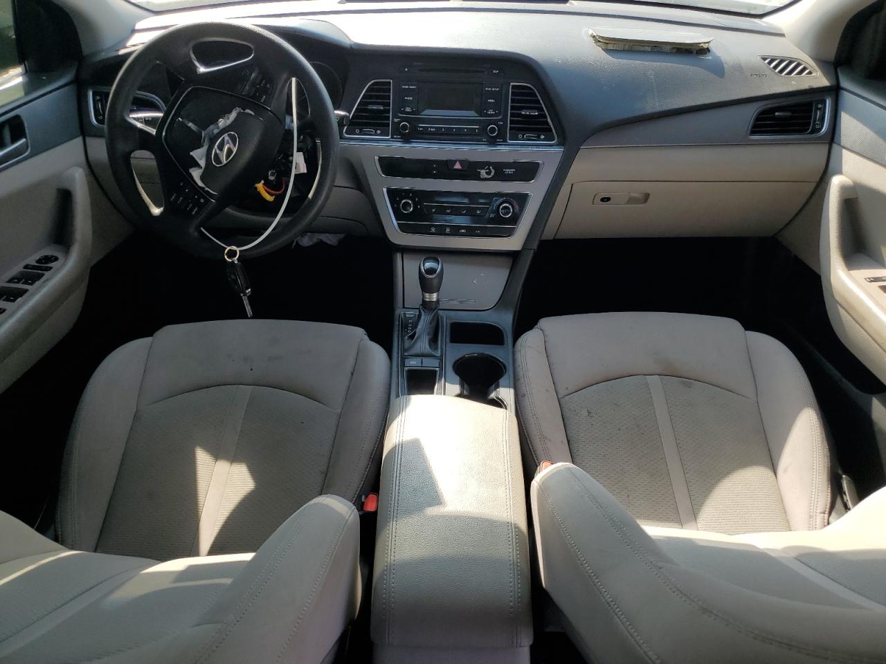 2017 Hyundai Sonata Se VIN: 5NPE24AF7HH517370 Lot: 81286875