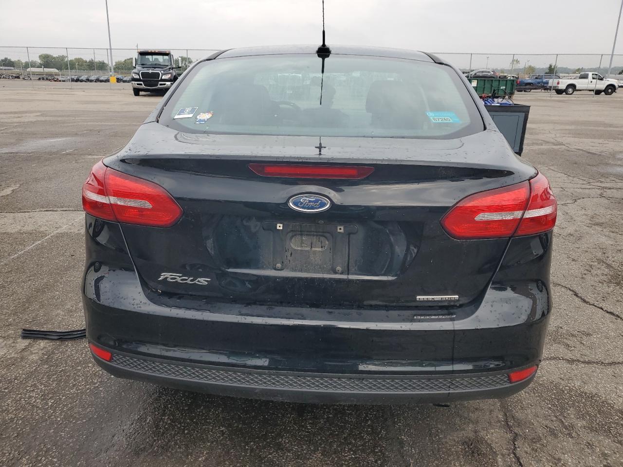 2016 Ford Focus S VIN: 1FADP3E21GL343455 Lot: 81798565
