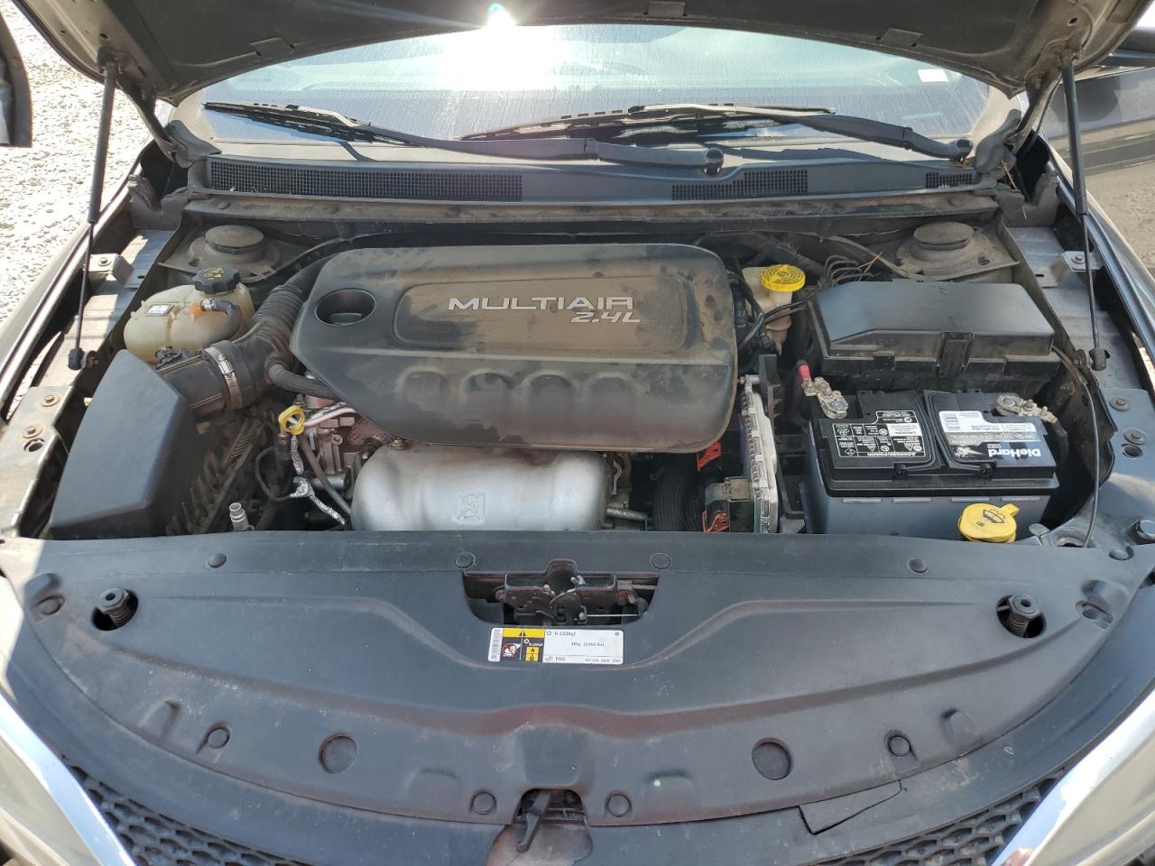 2016 Chrysler 200 Limited VIN: 1C3CCCAB2GN155740 Lot: 71167165