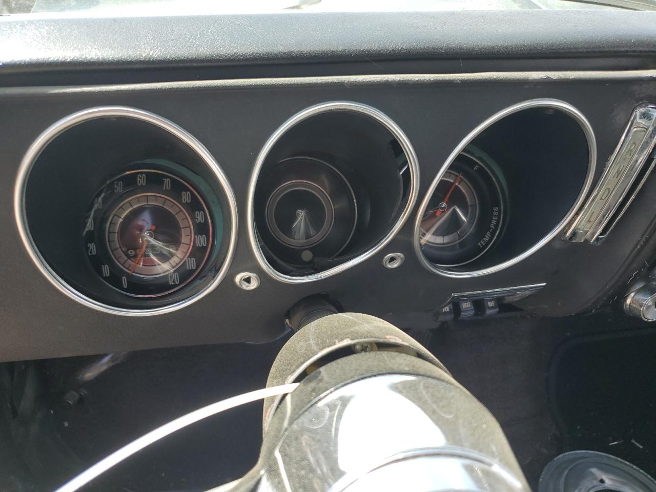 1966 Chevrolet Corv Monza VIN: 105676W105857 Lot: 71152275