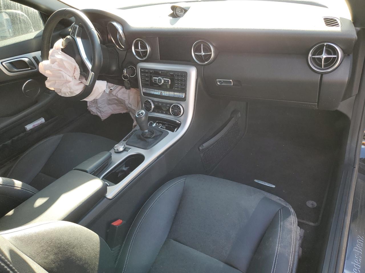 2013 Mercedes-Benz Slk 350 VIN: WDDPK5HA0DF054717 Lot: 68596855