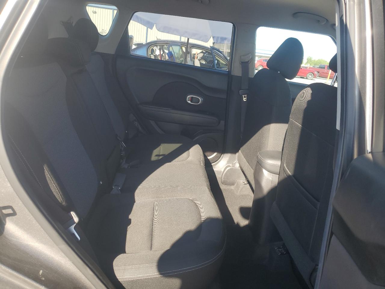 2019 Kia Soul + VIN: KNDJP3A50K7013840 Lot: 81152375