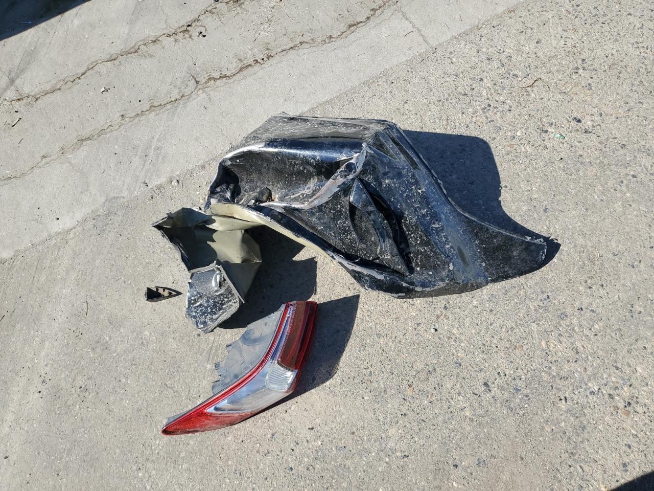 2018 Acura Ilx Premium VIN: 19UDE2F73JA000252 Lot: 80347045