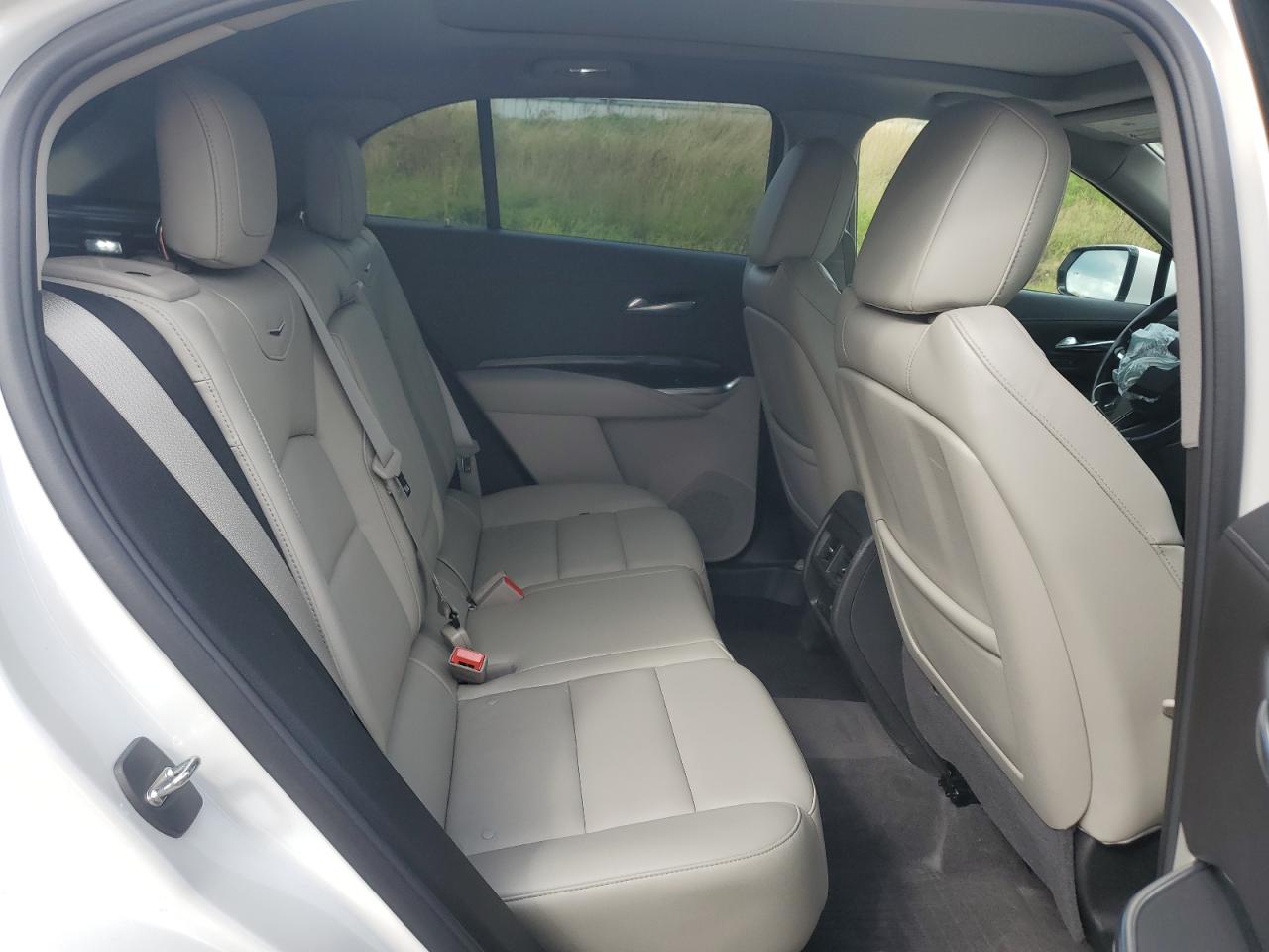 2022 Cadillac Xt4 Premium Luxury VIN: 1GYFZDR44NF100839 Lot: 71855425