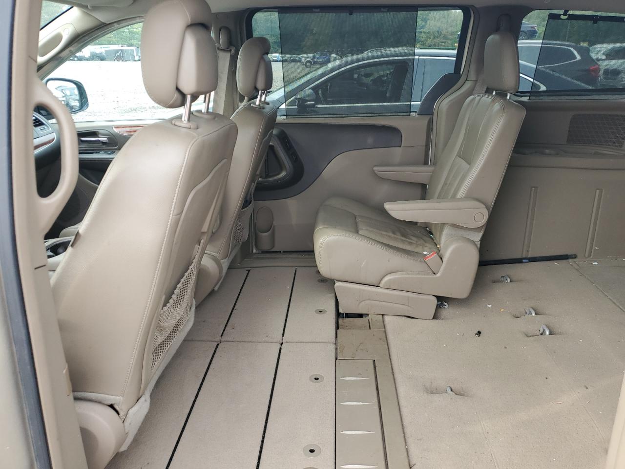 2013 Chrysler Town & Country Touring L VIN: 2C4RC1CG5DR511681 Lot: 83808445