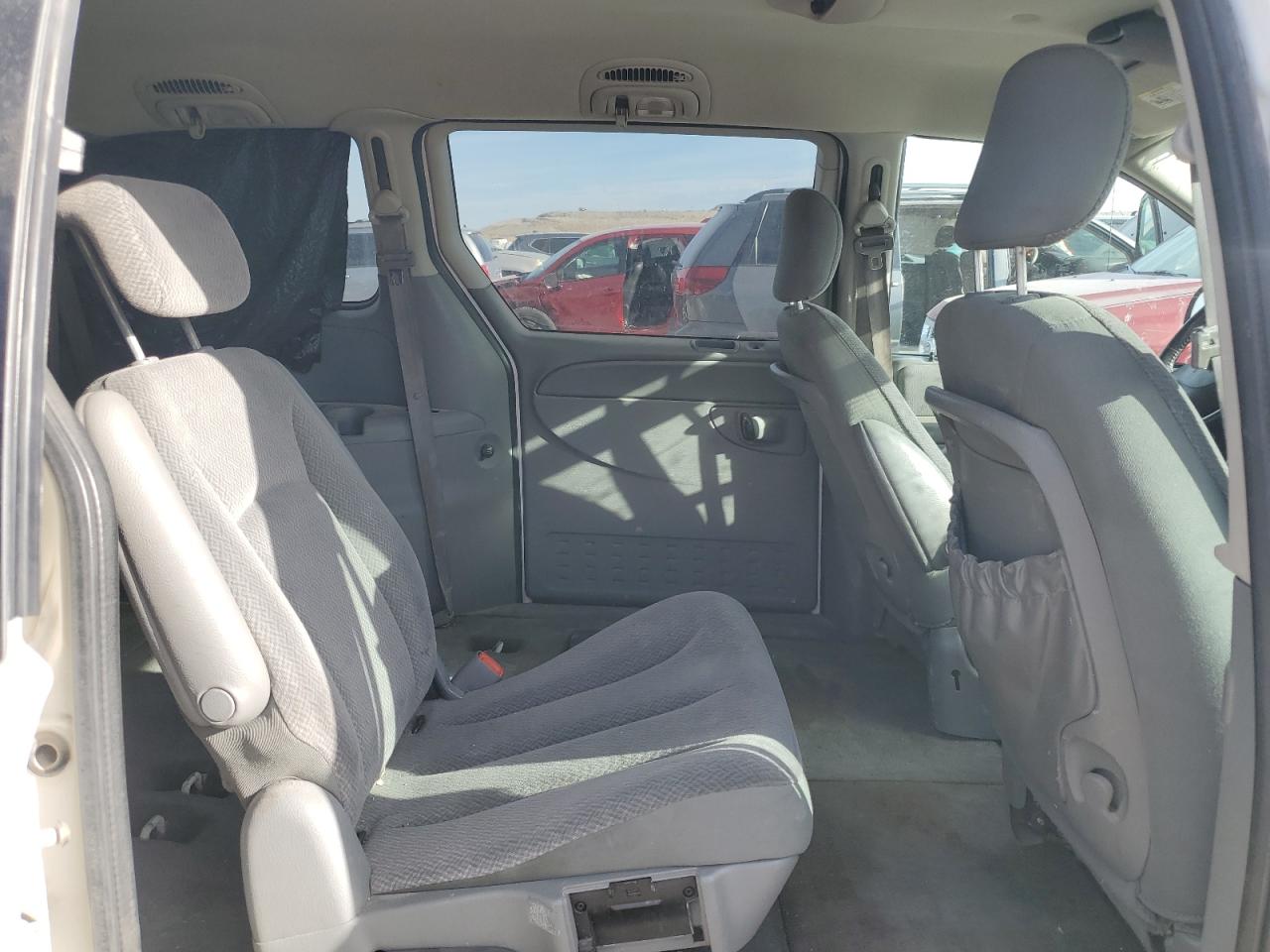 2005 Dodge Grand Caravan Sxt VIN: 2D4GP44L75R448581 Lot: 71933275